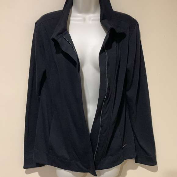 Mondetta full zip top/jacket - Picture 6 of 9